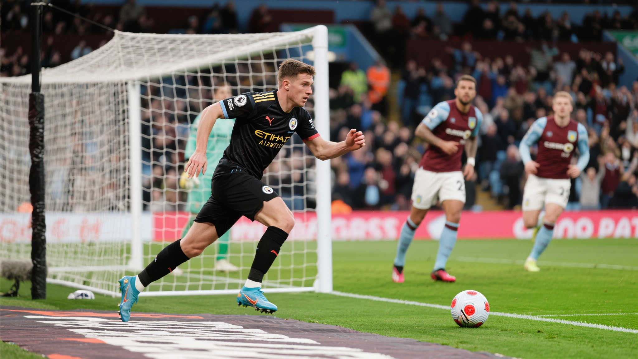 京多安梅开二度,赛后虎扑评分高达9.9! 众所周知,一个优秀射手并不单纯依赖于速度与力量——